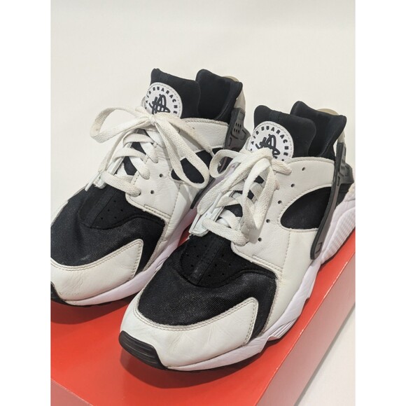Nike Men\'s Air Huarache Black/White 10.5 US main image 12